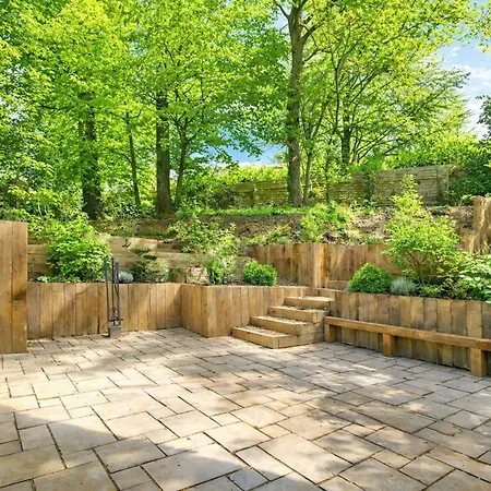 Signature Heated Pool - Welkeys *